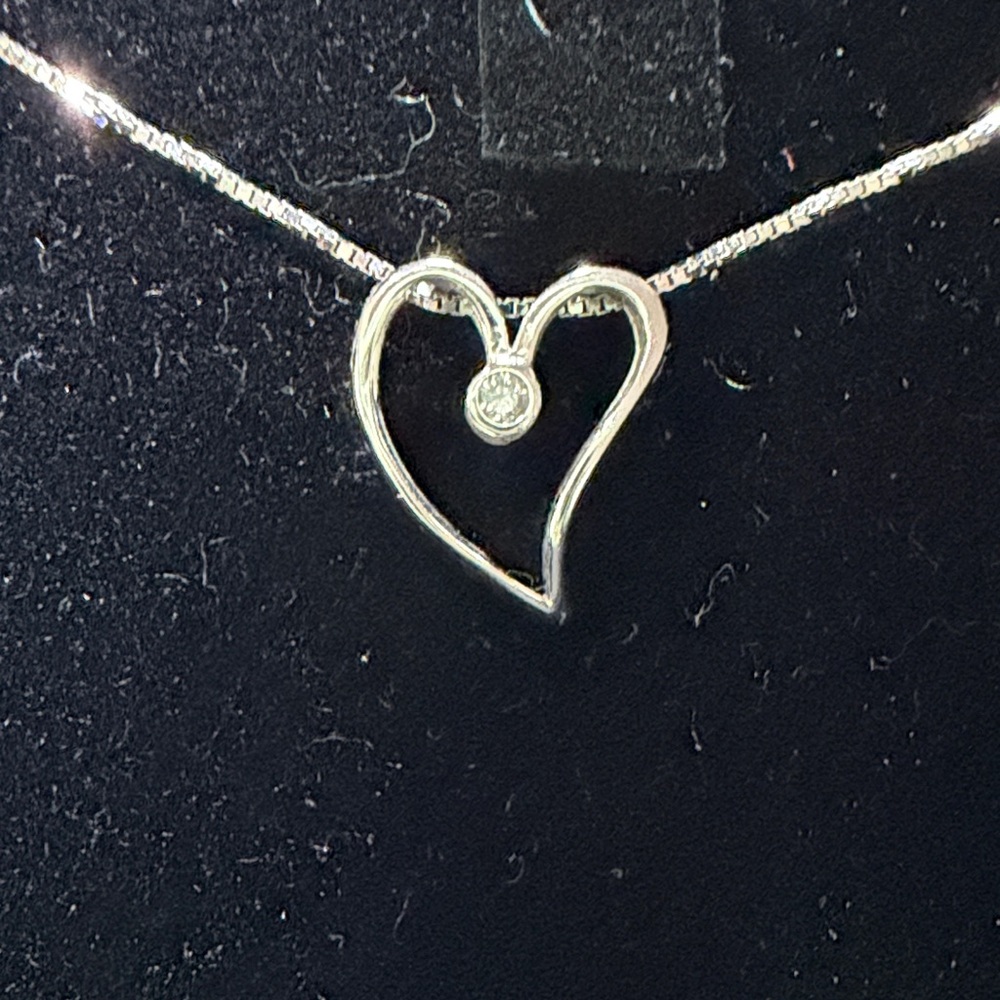 Maui Divers Heart Diamond Pendant on 16inch 14kt white gold chain